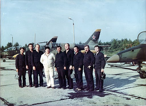 3 июня 1987 года состоялся первый публичный показ старейшей российской пилотажной группы «Русь»