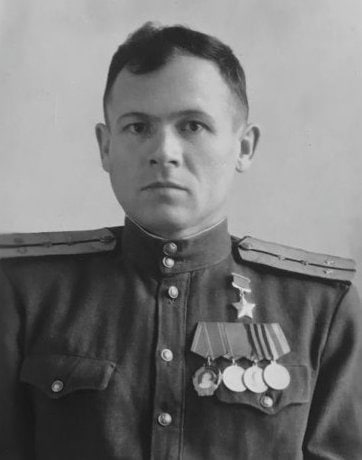 6 июня 1915 года родился Иван Акимович Малов