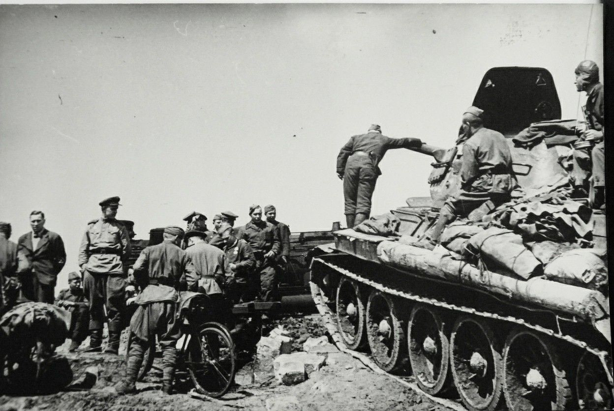 26 июня 1942 года в Сталинграде был сформирован 17-й танковый корпус