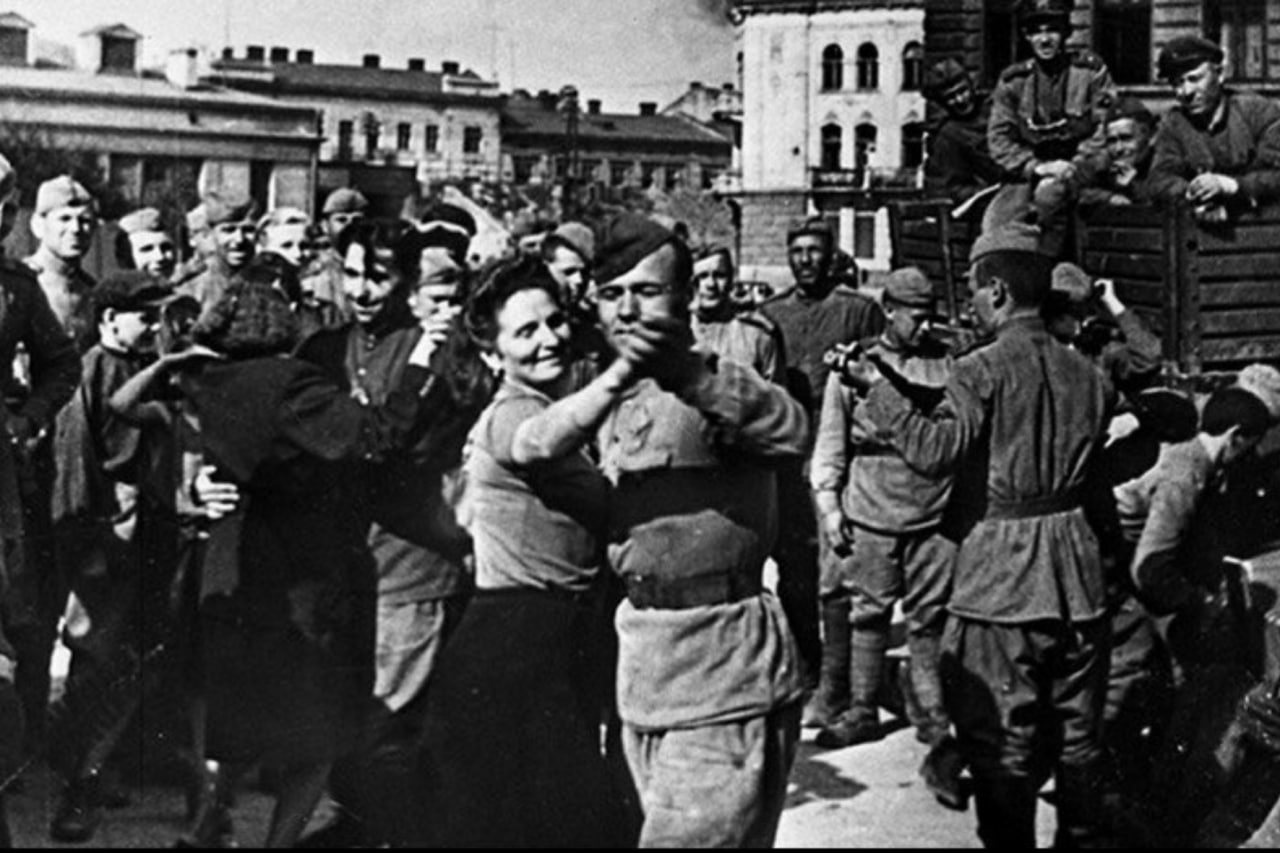 27 июля 1944 года советские войска освободили Львов в ходе Львовско-Сандомирской операции