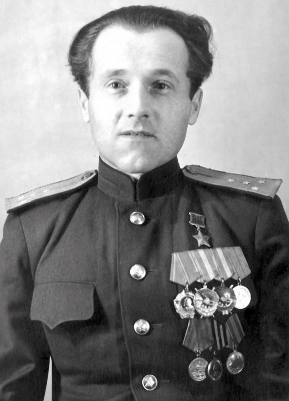 14 августа 1914 года родился Александр Никитович Шихов — советский военный деятель, участник партизанского движения в годы Великой Отечественной войны, подполковник НКВД СССР, Герой Советского Союза.