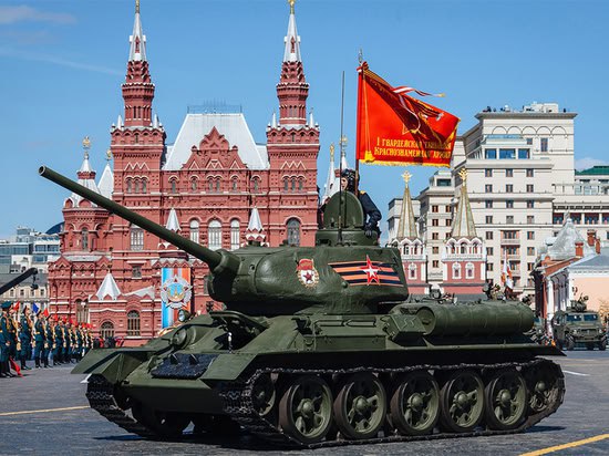 22 августа 1942 года началось конвейерное производство Т-34 в Челябинске